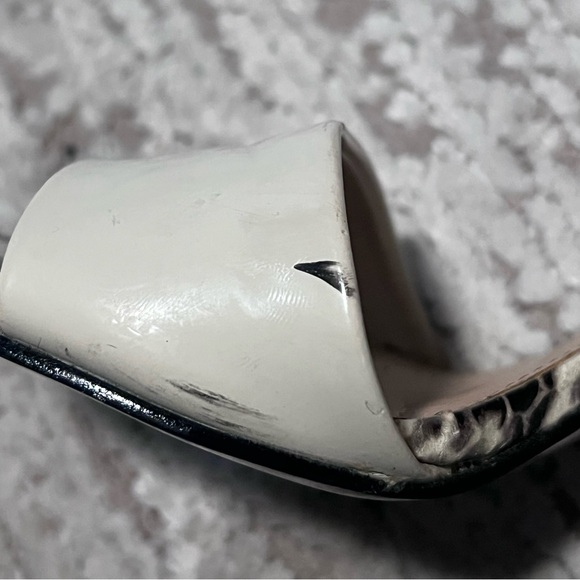 Marc Fisher Black/Beige Lizard Print Pumps Open Toe Size 5 - Picture 5 of 10